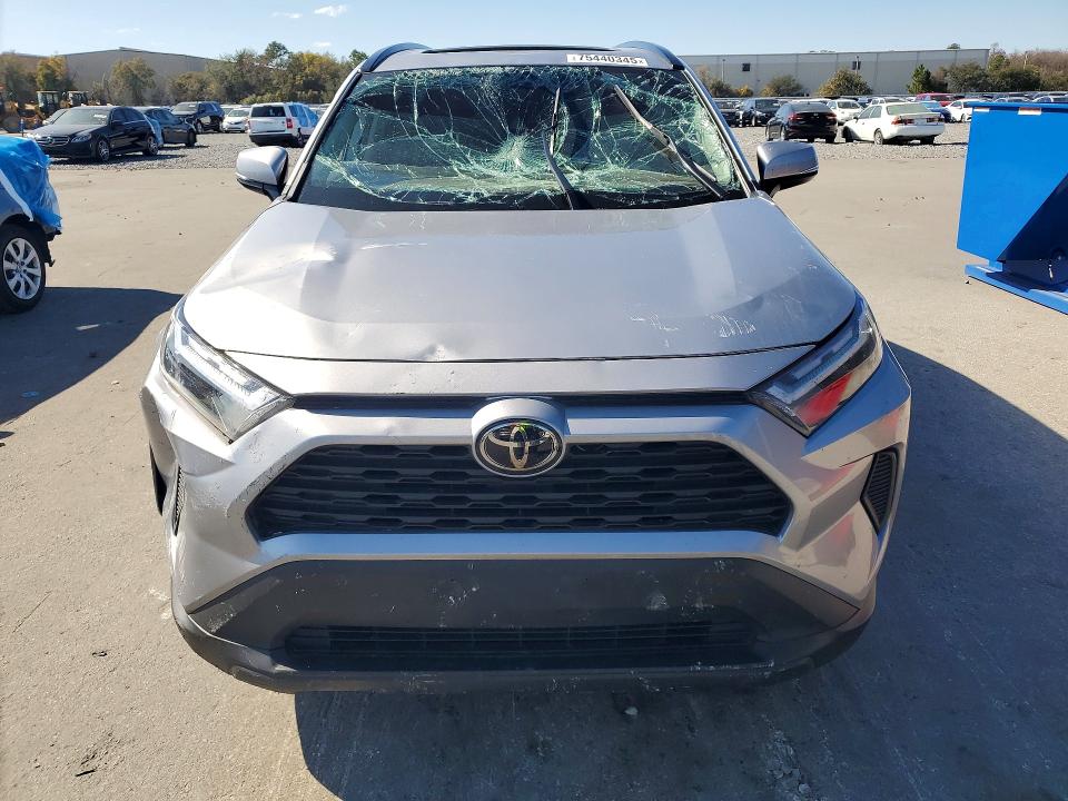 Photo 5 from auction – 2024 TOYOTA RAV4 with VIN 2T3W1RFV5RC279311