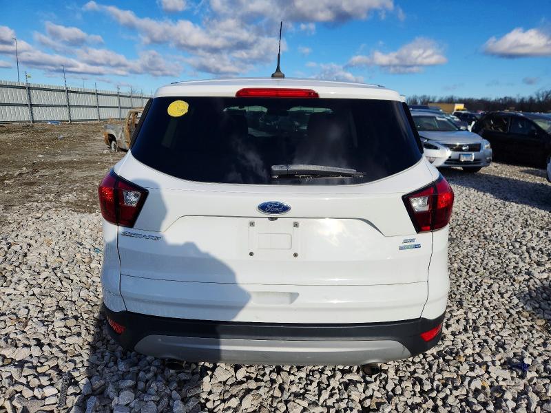 Photo 6 from auction – 2019 FORD ESCAPE SE with VIN 1FMCU9GD6KUB03025