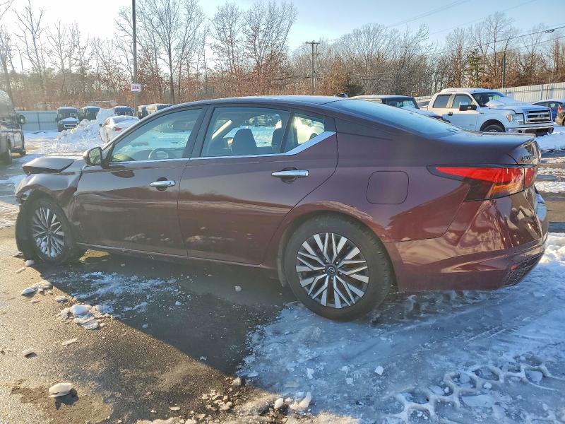 Photo 2 from auction – 2024 NISSAN ALTIMA SV with VIN 1N4BL4DV6RN409123