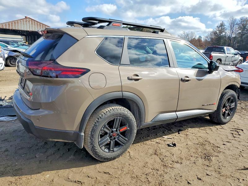 Photo 3 from auction – 2025 NISSAN ROGUE with VIN 5N1BT3BB1SC670797