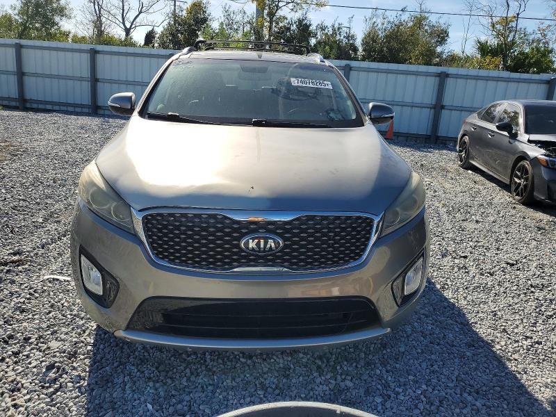 Photo 5 from auction – 2016 KIA SORENTO with VIN 5XYPK4A57GG118139