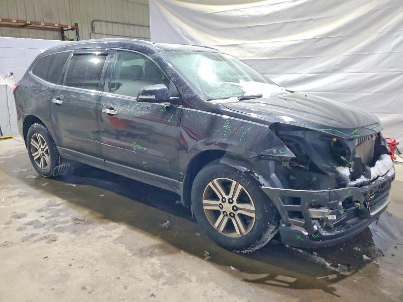 Photo 4 from auction – 2017 CHEVROLET TRAVERSE L with VIN 1GNKVGKD5HJ109666