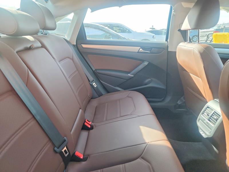 Photo 10 from auction – 2021 VOLKSWAGEN PASSAT SE with VIN 1VWSA7A37MC004720