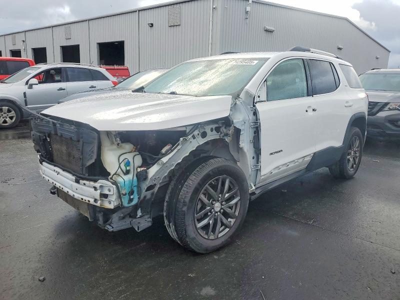 GMC ACADIA SLT 2017 with VIN 1GKKNULS3HZ265022 - Photo from auction