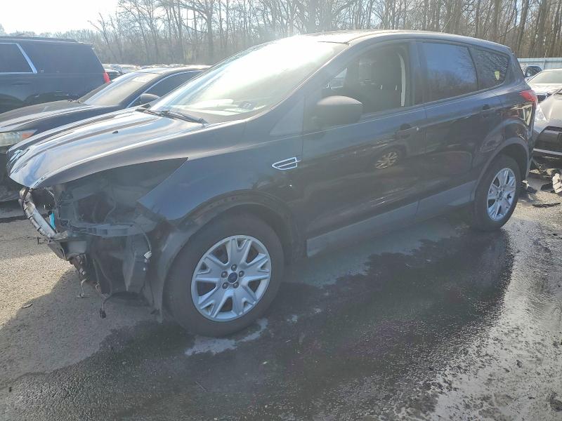 FORD ESCAPE S 2013 with VIN 1FMCU0F70DUC58826 - Photo from auction