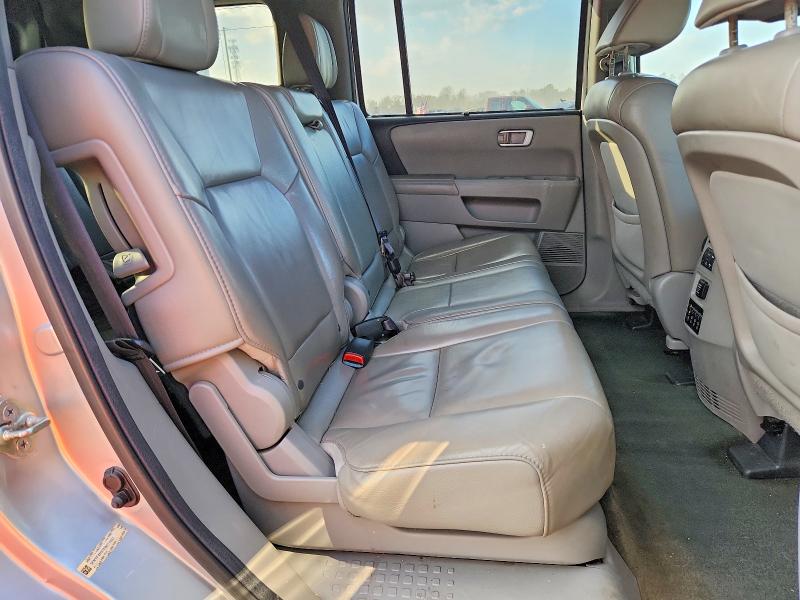Photo 11 from auction – 2014 HONDA PILOT TOUR with VIN 5FNYF4H97EB011937