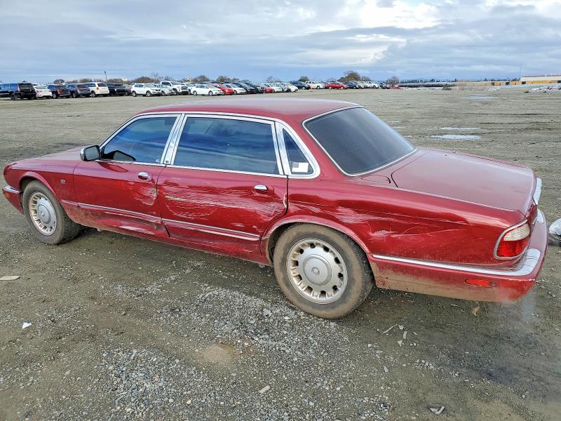 Photo 2 from auction – 2000 JAGUAR VANDENPLAS with VIN SAJDA24C6YLF18742