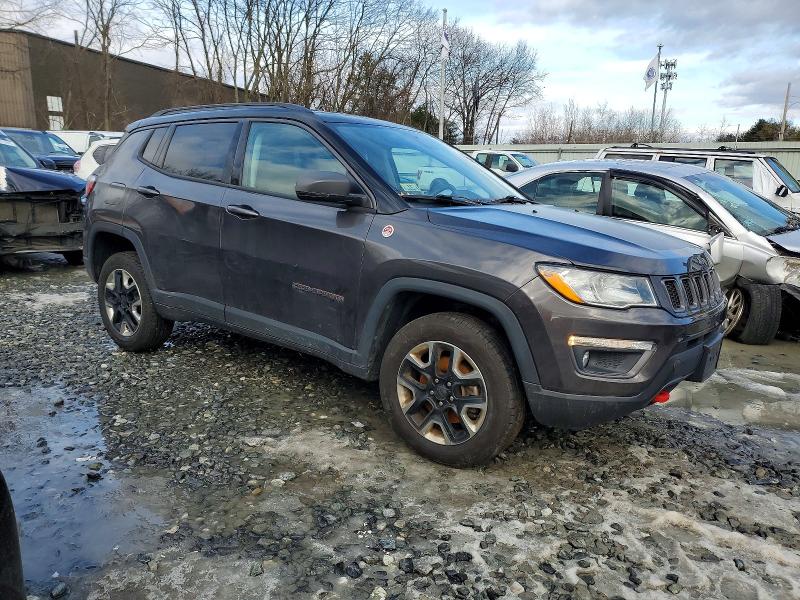 Photo 4 from auction – 2018 JEEP COMPASS TR with VIN 3C4NJDDB3JT441938