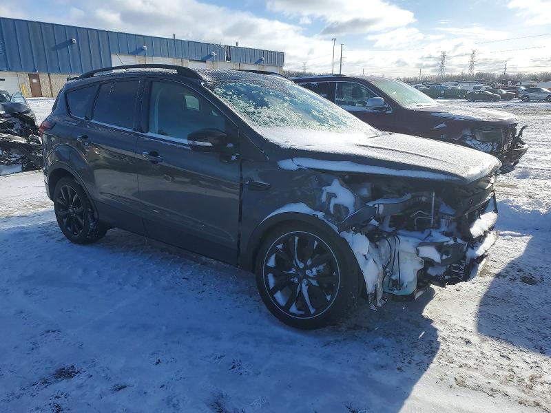 Photo 4 from auction – 2019 FORD ESCAPE with VIN 1FMCU9J9XKUB89282