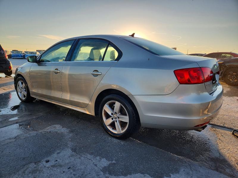 Photo 2 from auction – 2013 VOLKSWAGEN JETTA with VIN 3VWLL7AJ7DM248265