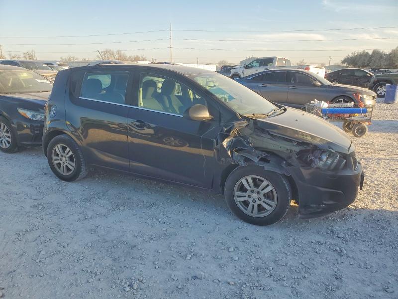 Photo 4 from auction – 2015 CHEVROLET SONIC LT with VIN 1G1JC6SH2F4199676