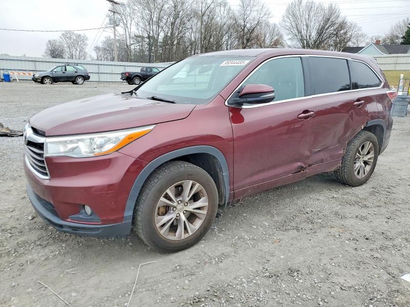 TOYOTA HIGHLANDER 2015 with VIN 5TDBKRFHXFS141331 - Photo from auction