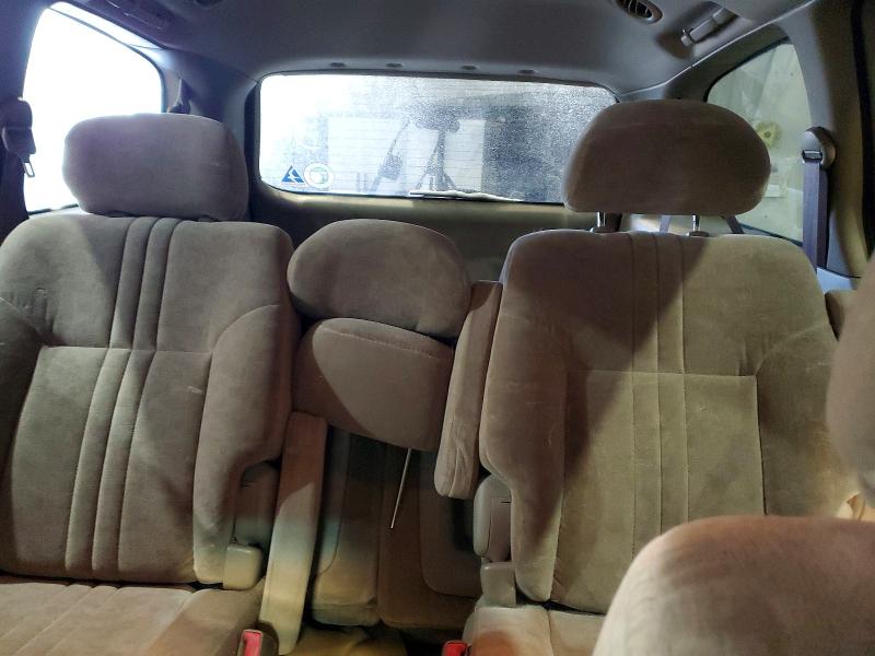Photo 10 from auction – 2002 TOYOTA SIENNA with VIN 4T3ZF13C22U482955