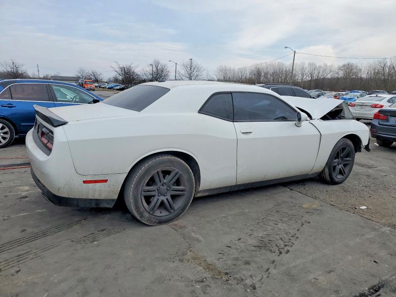 Photo 3 from auction – 2017 DODGE CHALLENGER with VIN 2C3CDZAG3HH519184