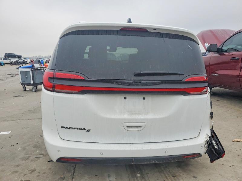 Photo 6 from auction – 2024 CHRYSLER PACIFICA with VIN 2C4RC1BG1RR113800