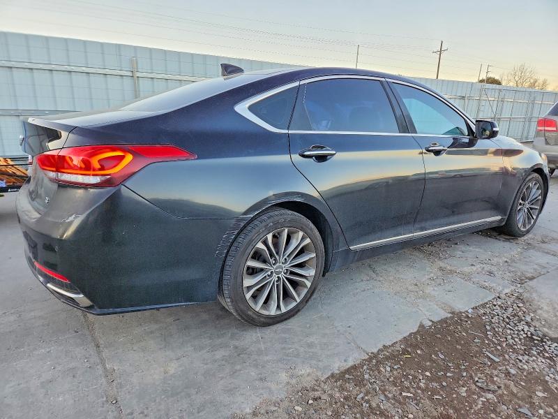 Photo 3 from auction – 2015 HYUNDAI GENESIS with VIN KMHGN4JE8FU100586