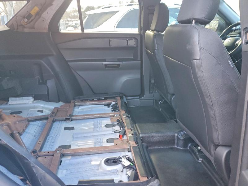 Photo 10 from auction – 2023 FORD EXPLORER with VIN 1FM5K8AW9PNA04624