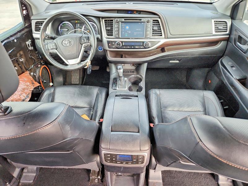 Photo 8 from auction – 2014 TOYOTA HIGHLANDER with VIN 5TDDCRFH6ES004827