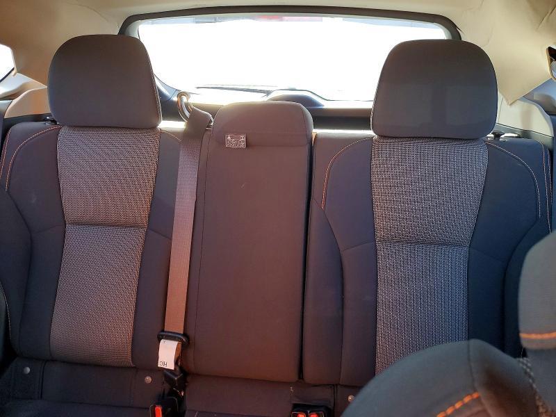 Photo 10 from auction – 2018 SUBARU CROSSTREK with VIN JF2GTADC8JH235959
