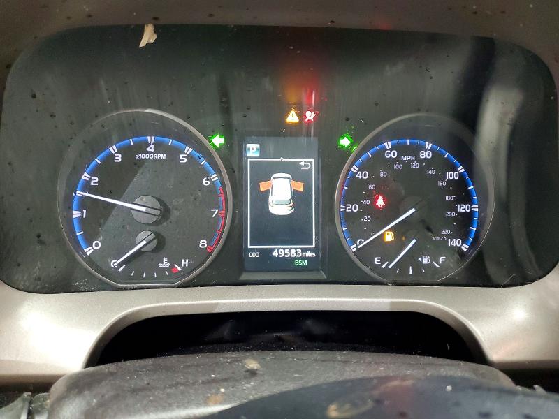 Photo 9 from auction – 2018 TOYOTA RAV4 ADVEN with VIN 2T3RFREV5JW844353