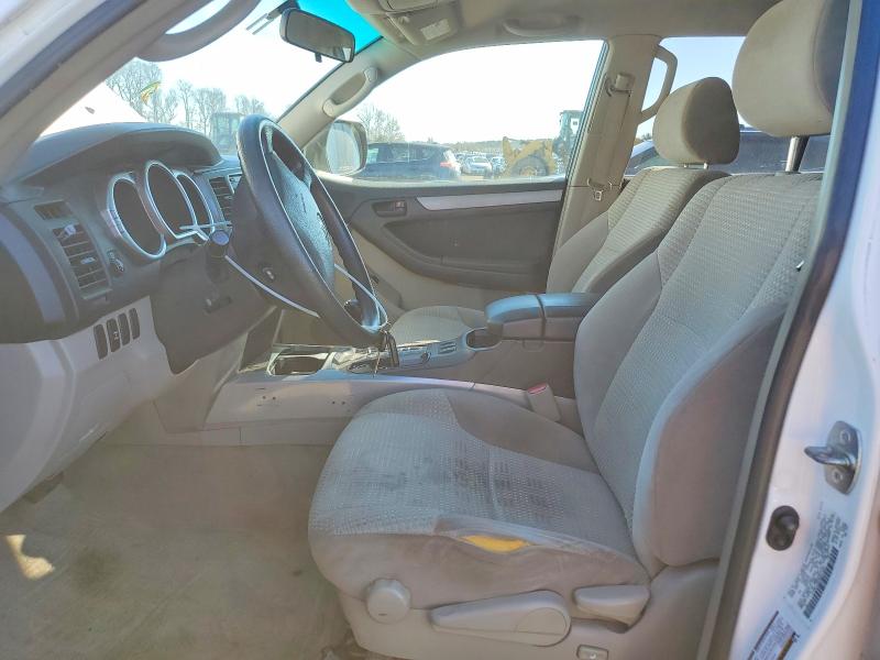 Photo 7 from auction – 2005 TOYOTA 4RUNNER SR with VIN JTEBU14RX50073407