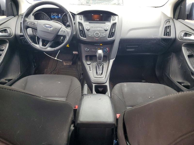 Photo 8 from auction – 2015 FORD FOCUS SE with VIN 1FADP3F28FL230695