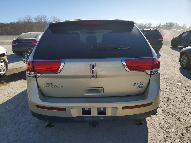 Photo 6 from auction – 2011 LINCOLN MKX with VIN 2LMDJ8JK4BBJ17059