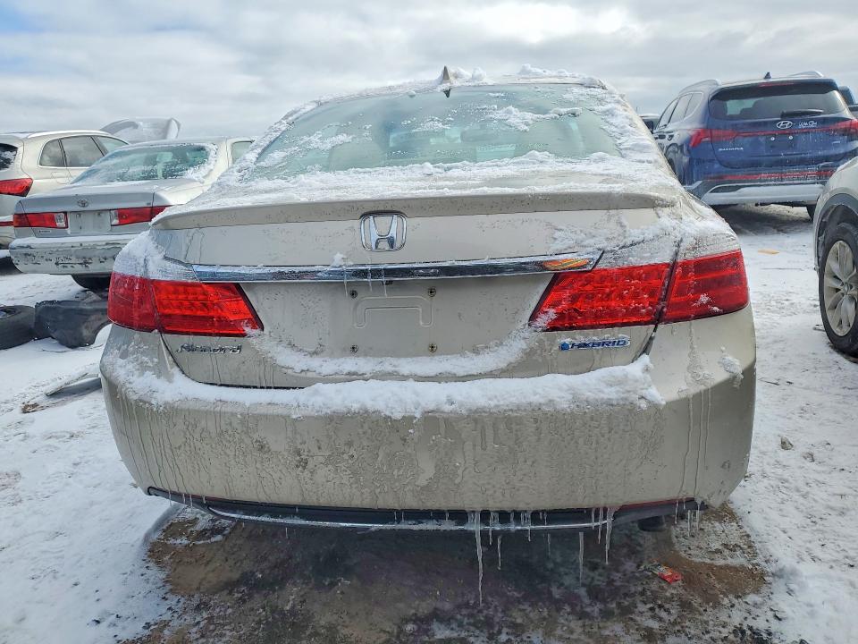 Photo 6 from auction – 2014 HONDA ACCORD with VIN 1HGCR6F38EA000998