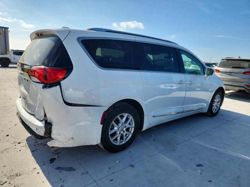 Photo 3 from auction – 2020 CHRYSLER PACIFICA T with VIN 2C4RC1BG3LR124840