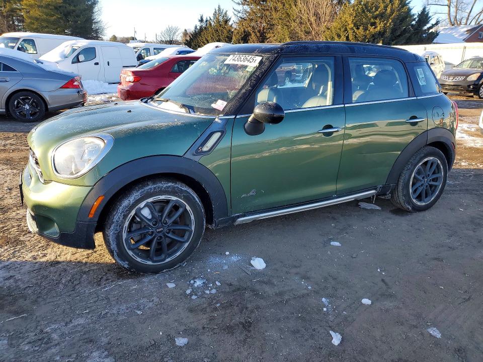 MINI COOPER S C 2015 with VIN WMWZC5C50FWP47829 - Photo from auction