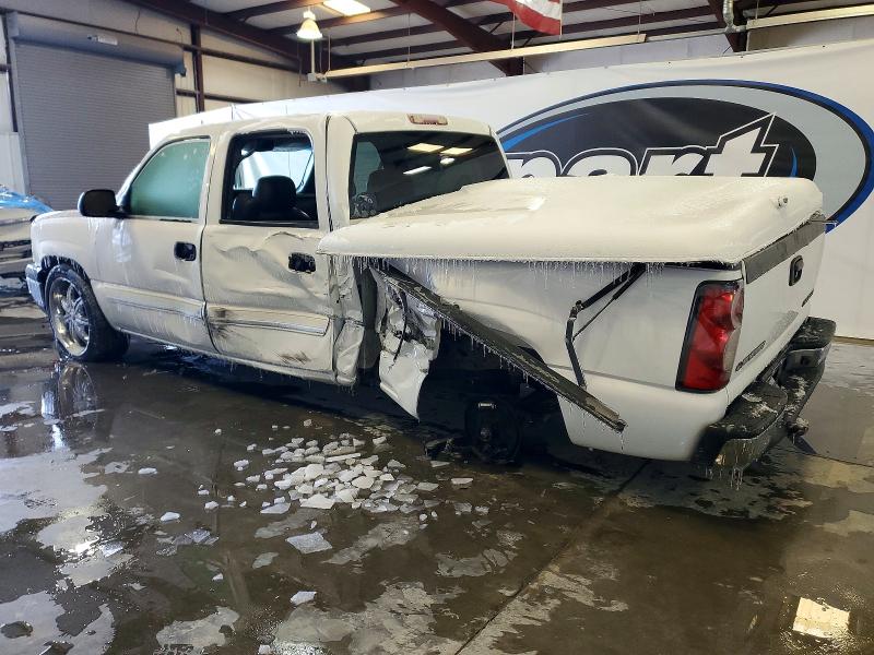 Photo 2 from auction – 2005 CHEVROLET SILVERADO with VIN 2GCEC13T551380330