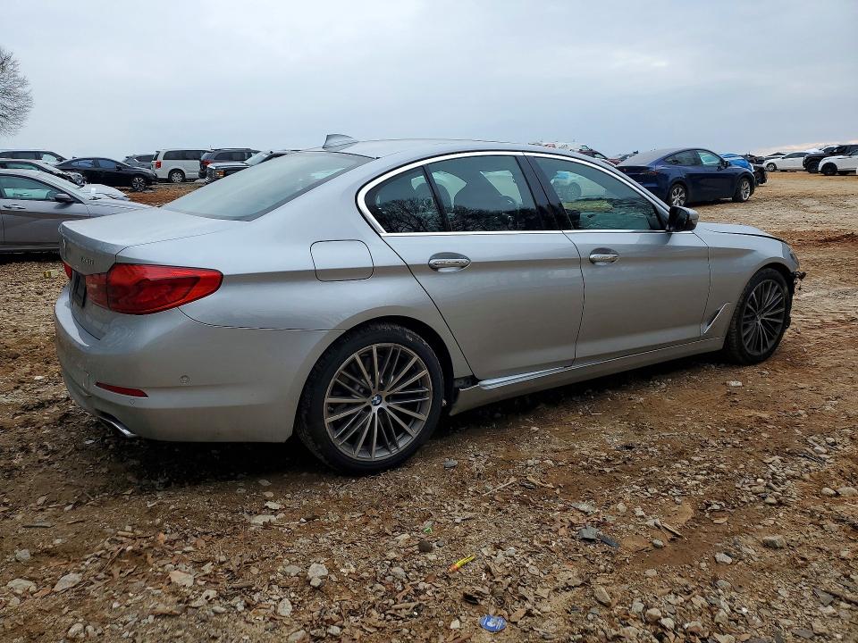 Photo 3 from auction – 2017 BMW 540 I with VIN WBAJE5C3XHG917035
