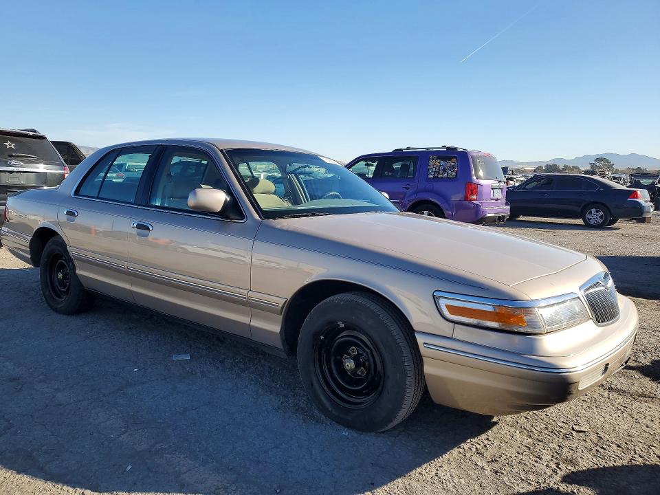 Photo 4 from auction – 1997 MERCURY GRAND MARQ with VIN 2MELM74WXVX712807