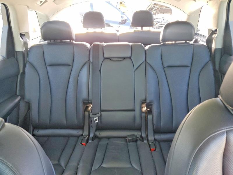 Photo 10 from auction – 2018 AUDI Q7 with VIN WA1VAAF74JD014162