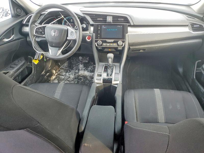 Photo 8 from auction – 2018 HONDA CIVIC EX with VIN 2HGFC2F86JH006619
