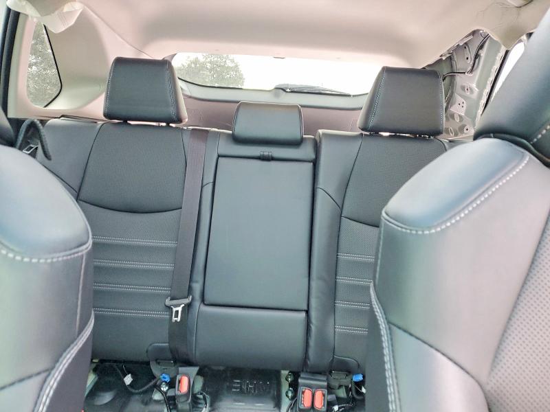 Photo 10 from auction – 2024 TOYOTA RAV4 LIMIT with VIN JTMD6RFV6RJ062162