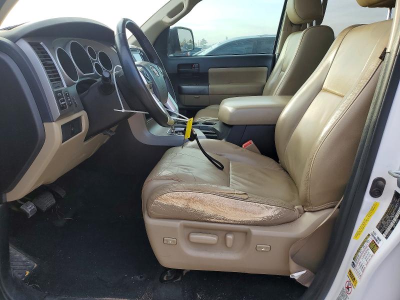Photo 7 from auction – 2016 TOYOTA SEQUOIA with VIN 5TDBW5G13GS142160