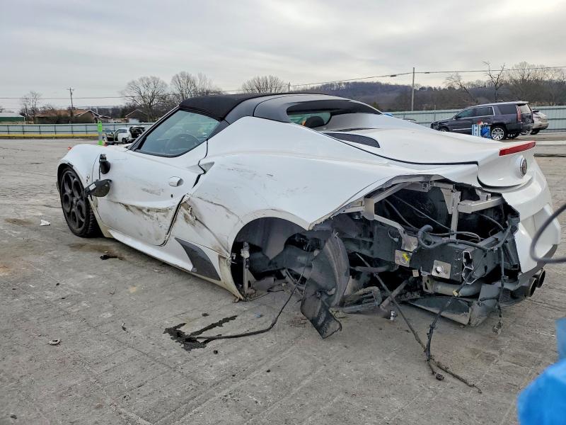 Photo 2 from auction – 2018 ALFA ROMEO 4C with VIN ZARBAAB49JM282487