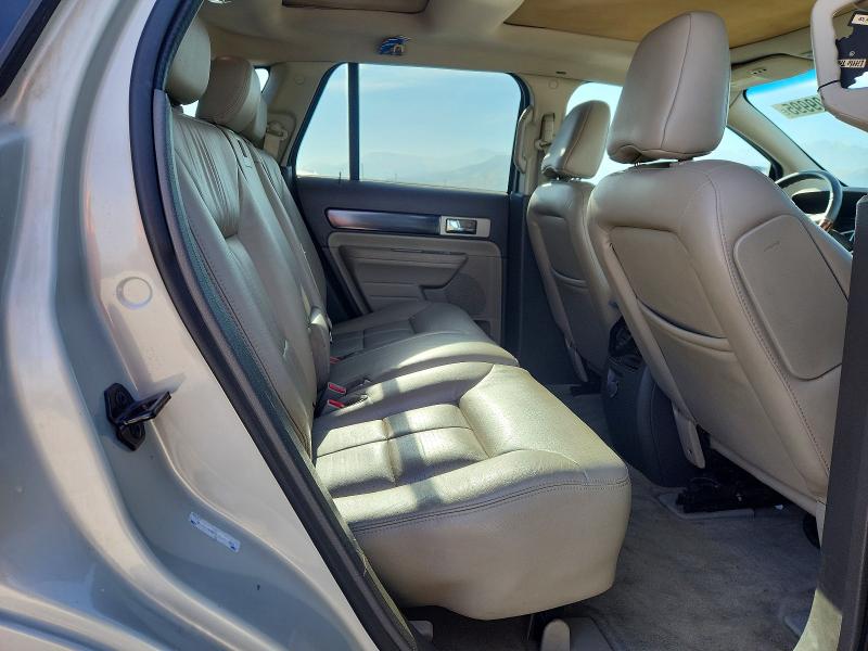 Photo 10 from auction – 2007 LINCOLN MKX with VIN 2LMDU88C67BJ21885
