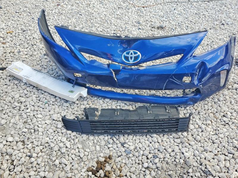 Photo 12 from auction – 2013 TOYOTA PRIUS V with VIN JTDZN3EU7D3278453