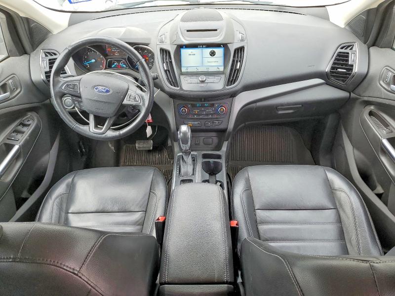 Photo 8 from auction – 2018 FORD ESCAPE SEL with VIN 1FMCU0HD1JUC31990