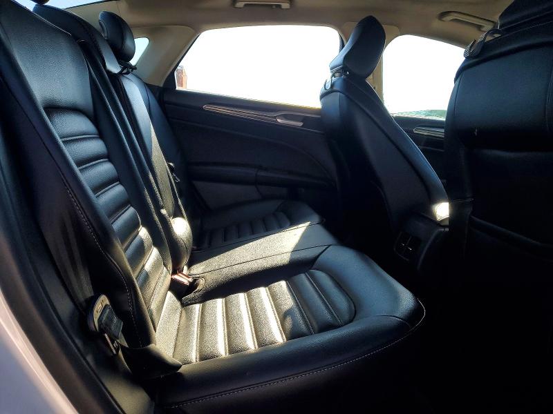 Photo 10 from auction – 2020 FORD FUSION SEL with VIN 3FA6P0CD2LR117030