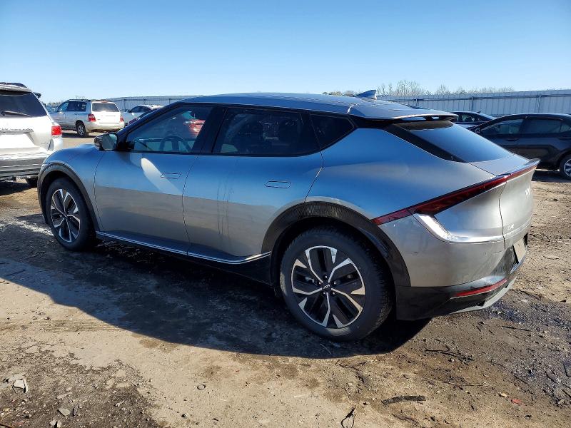 Photo 2 from auction – 2023 KIA EV6 LIGHT with VIN KNDC34LA8P5130444