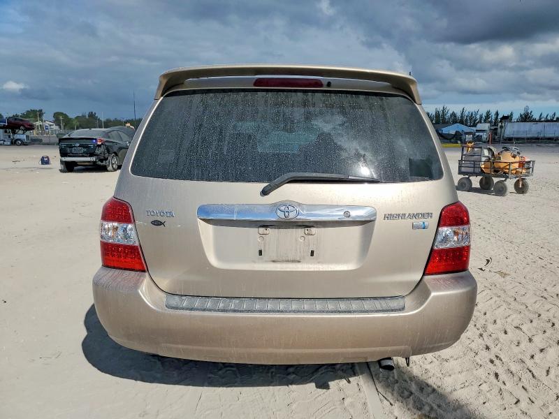 Photo 6 from auction – 2006 TOYOTA HIGHLANDER with VIN JTEDW21A560003502