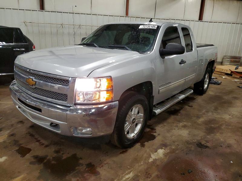 CHEVROLET SILVERADO 2013 with VIN 1GCRKSE72DZ382973 - Photo from auction