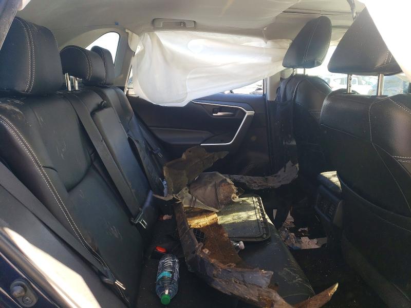 Foto 11 de la subasta – 2019 TOYOTA RAV4 con VIN 2T3W1RFV5KC024244