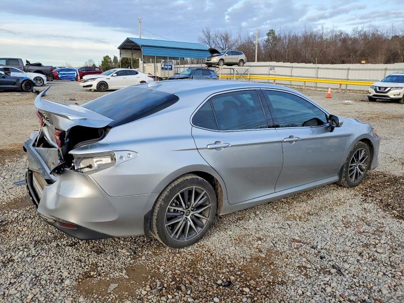 Photo 3 from auction – 2023 TOYOTA CAMRY with VIN 4T1F11AK1PU774690