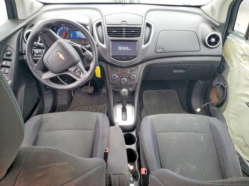 Photo 8 from auction – 2016 CHEVROLET TRAX LS with VIN 3GNCJKSB2GL249750