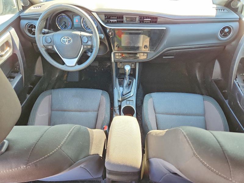 صورة رقم 8 من المزاد - 2018 TOYOTA COROLLA L مع VIN 5YFBURHE7JP771967