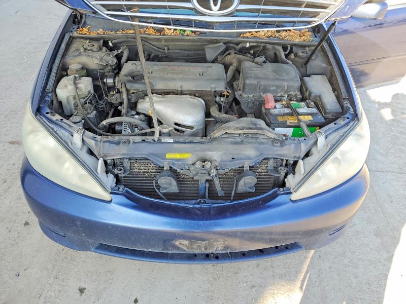Photo 11 from auction – 2005 TOYOTA CAMRY LE with VIN 4T1BE32K65U411845